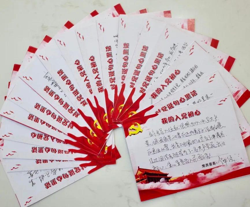 僵尸女友爱爬树